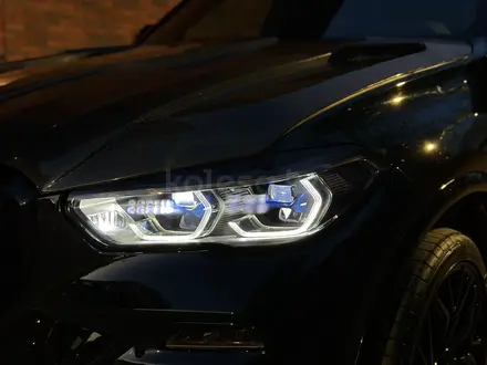 BMW X5 2021 года за 43 500 000 тг. в Астана – фото 7