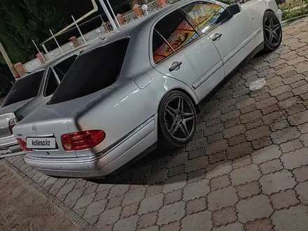 Mercedes-Benz E 320 1998 года за 4 500 000 тг. в Шымкент – фото 10