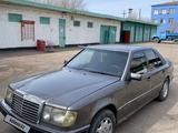 Mercedes-Benz E 220 1993 года за 1 550 000 тг. в Балхаш