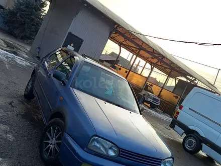 Volkswagen Golf 1995 года за 1 300 000 тг. в Алматы – фото 4