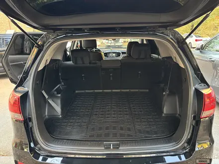 Kia Sorento 2018 года за 11 500 000 тг. в Алматы – фото 15