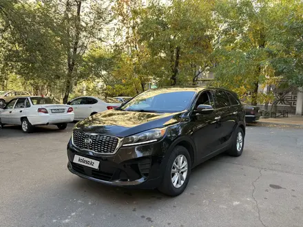 Kia Sorento 2018 года за 11 500 000 тг. в Алматы
