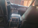 Land Rover Range Rover 2010 года за 11 000 000 тг. в Астана