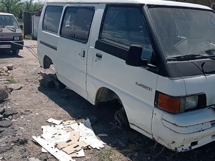 Mitsubishi L300 1992 года за 300 000 тг. в Алматы – фото 3