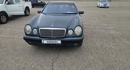 Mercedes-Benz E 240 1999 годаfor2 300 000 тг. в Тараз – фото 3