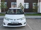 Toyota Estima 2010 года за 7 500 000 тг. в Астана