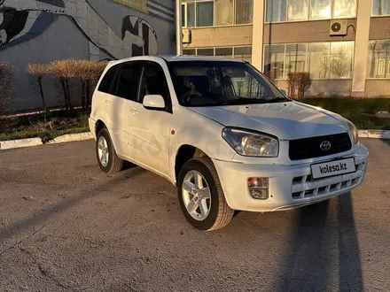 Toyota RAV4 2001 года за 3 200 000 тг. в Астана