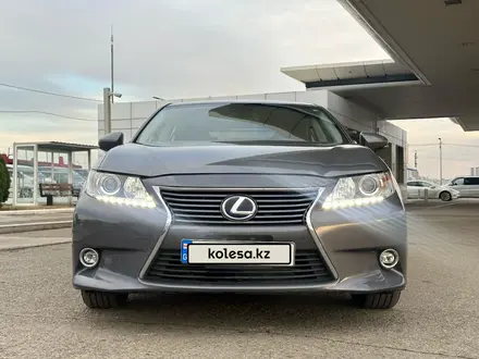 Lexus ES 300h 2015 года за 8 900 000 тг. в Актау – фото 6