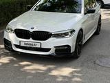 BMW 540 2018 года за 23 500 000 тг. в Алматы – фото 3