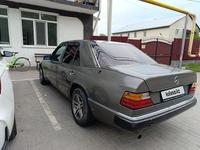 Mercedes-Benz E 200 1991 годаfor1 400 000 тг. в Алматы