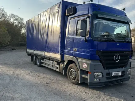 Mercedes-Benz  Actros 2008 года за 30 000 000 тг. в Алматы – фото 2