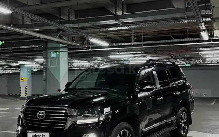 Toyota Land Cruiser 2016 годаүшін27 000 000 тг. в Алматы