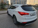 Hyundai Santa Fe 2013 годаүшін11 000 000 тг. в Уральск – фото 2