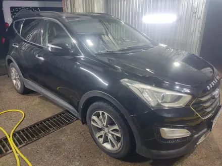 Hyundai Santa Fe 2013 года за 9 800 000 тг. в Алматы – фото 6