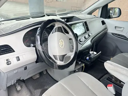 Toyota Sienna 2010 года за 8 500 000 тг. в Алматы – фото 6