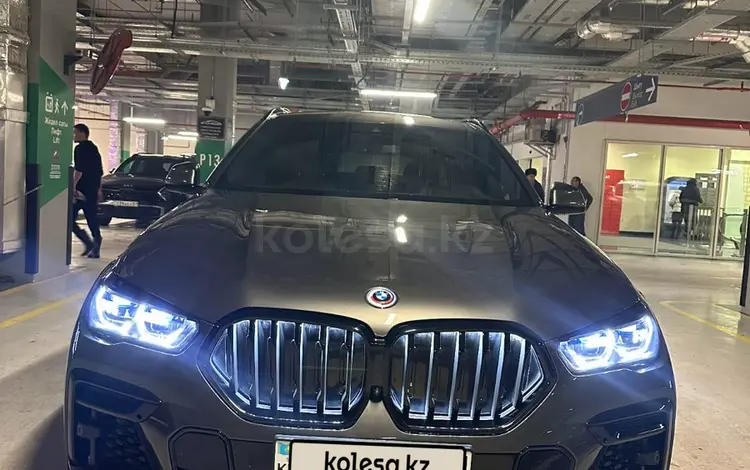 BMW X6 2022 года за 51 000 000 тг. в Астана