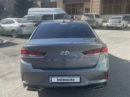 Hyundai Sonata 2018 года за 10 000 000 тг. в Семей – фото 11