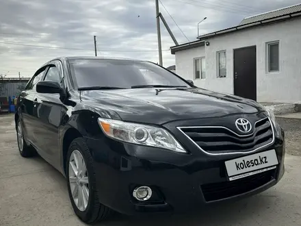 Toyota Camry 2010 года за 7 500 000 тг. в Атырау