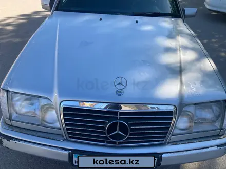 Mercedes-Benz E 320 1993 года за 1 900 000 тг. в Алматы – фото 7