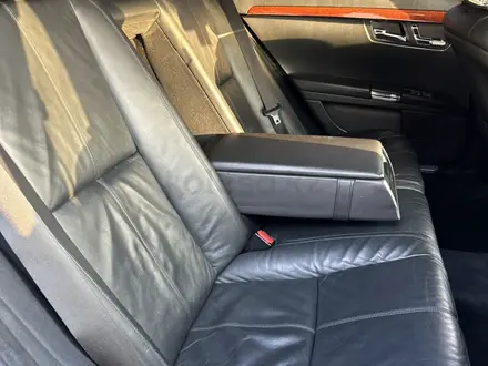 Mercedes-Benz S 550 2006 года за 7 500 000 тг. в Алматы – фото 20