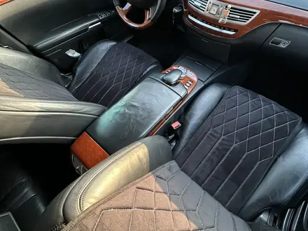 Mercedes-Benz S 550 2006 года за 7 500 000 тг. в Алматы – фото 22