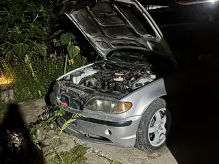 BMW 3 Series, 2003