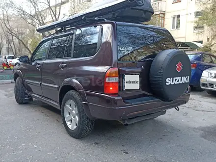 Suzuki XL7 2001 года за 3 500 000 тг. в Алматы – фото 8