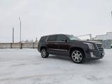 Cadillac Escalade 2017 года за 17 500 000 тг. в Аксай – фото 2