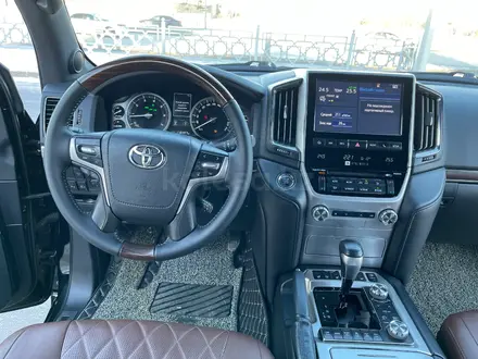 Toyota Land Cruiser 2018 года за 40 200 000 тг. в Астана – фото 32