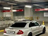 Mercedes-Benz E 500 2006 годаүшін8 500 000 тг. в Алматы – фото 3