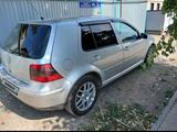 Volkswagen Golf 2001 года за 3 000 000 тг. в Актобе – фото 2
