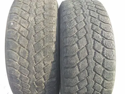 Шины 215/55 R16 — "Nokian Hakkapeliitta Q" (Финляндия), зимние, в за 28 000 тг. в Астана