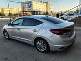 Hyundai Elantra 2018 года за 4 900 000 тг. в Актау – фото 5