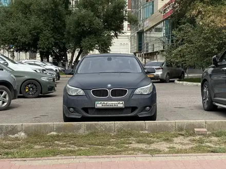 BMW 530 2003 года за 5 800 000 тг. в Астана