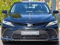 Toyota Camry Luxe 2023 года за 17 990 000 тг. в Алматы – фото 39