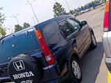 Honda CR-V 2004 годаүшін4 200 000 тг. в Алматы – фото 3