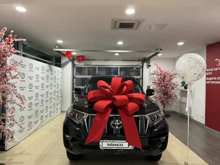 Toyota Land Cruiser Prado 2023 года за 28 500 000 тг. в Астана