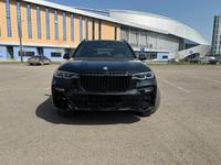 BMW X7 2022 года за 61 000 000 тг. в Астана