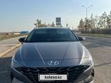 Hyundai Elantra 2021 года за 10 500 000 тг. в Астана – фото 2