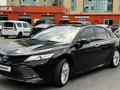 Toyota Camry 2018 года за 14 500 000 тг. в Актобе – фото 12