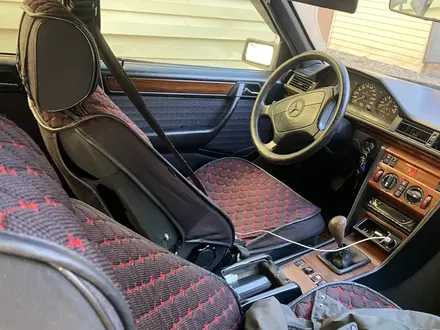 Mercedes-Benz E 220 1995 года за 1 200 000 тг. в Астана – фото 14