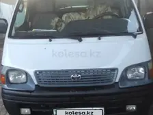 Toyota HiAce, 1999