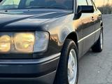 Mercedes-Benz E 230 1990 года за 2 800 000 тг. в Талдыкорган – фото 5