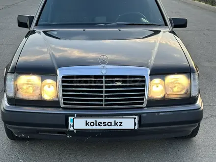 Mercedes-Benz E 230 1990 года за 2 800 000 тг. в Талдыкорган – фото 8