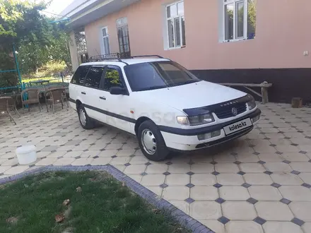 Volkswagen Passat 1994 года за 2 100 000 тг. в Туркестан