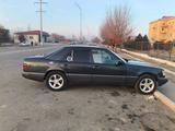 Mercedes-Benz E 220 1994 года за 1 650 000 тг. в Алматы – фото 2