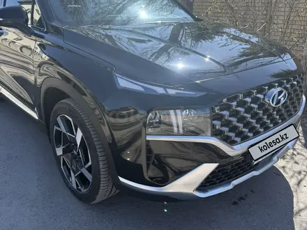 Hyundai Santa Fe 2023 года за 17 700 000 тг. в Караганда – фото 7