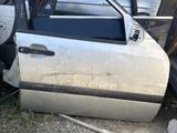 Дверь передний правый за 20 000 тг. в Алматы