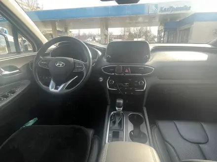 Hyundai Santa Fe 2019 года за 13 000 000 тг. в Алматы – фото 11