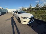 Lexus ES 250 2015 годаүшін16 800 000 тг. в Астана – фото 2